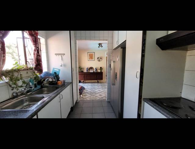 3 BEDROOM HOUSE FOR SALE IN BRACKENDOWNS